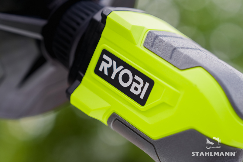 RYOBI 18V ONE+™ Aku kompaktný kartáč R18CPS-0