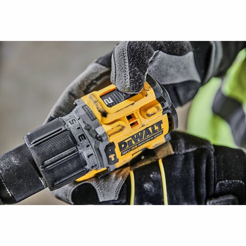 DEWALT 18V XR Aku vŕtačka s príklepom, 2x 5,0 Ah POWERSTACK™ DCD805H2T-QW
