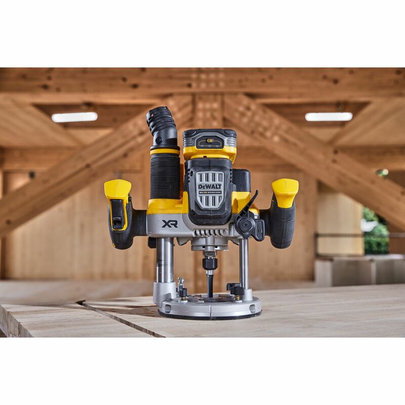 DEWALT 18V XR 12 mm horná frézka, 2x 5,0 Ah POWERSTACK™ DCW620H2-QW