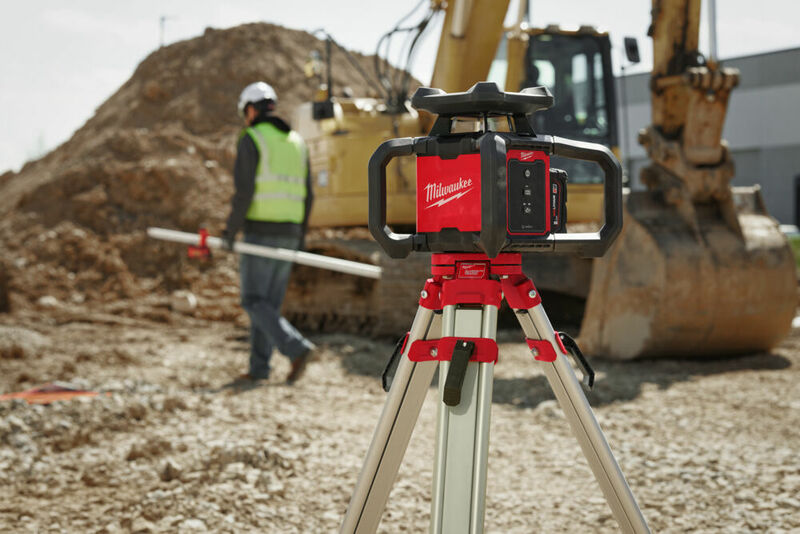 MILWAUKEE M18™ Rotačný laser 600 m, červený M18RLOH600-201C