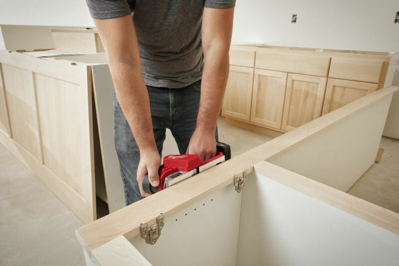 MILWAUKEE M12™ Aku hoblík M12BLP-402X