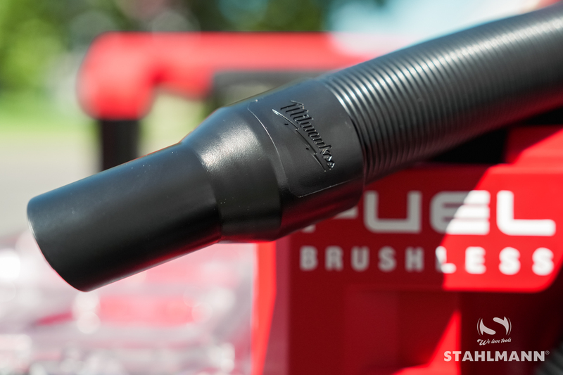 MILWAUKEE M18 FUEL™ PACKOUT™ Vysávač na mokré / suché vysavanie M18FPOVCL-0