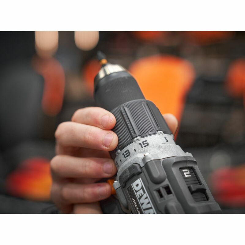 DEWALT | McLaren 18V XR Aku vŕtačka s príklepom, 2x 5,0 Ah DCD85MP2T-QW