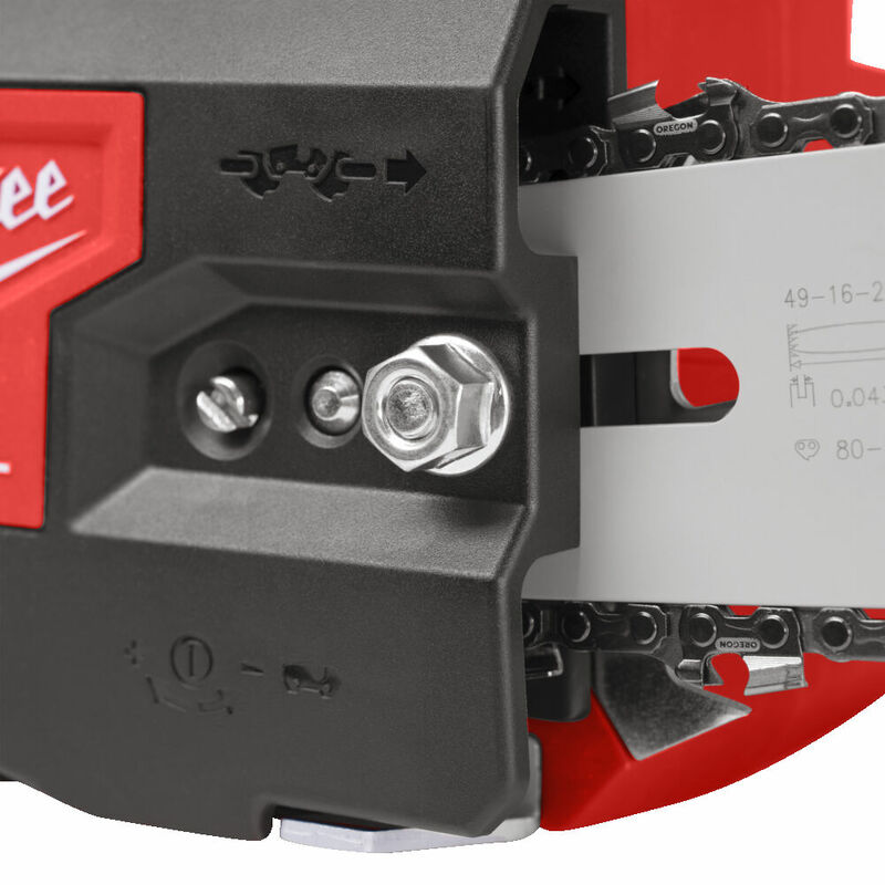 MILWAUKEE M18 FUEL™ Reťazová píla s hornou rukoväťou 30 cm M18FTHCHS30-802