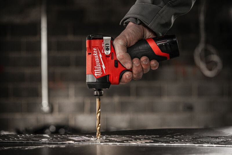 MILWAUKEE M12 FUEL™ 1/4” Hex aku rázový uťahovák - kompaktný M12FID2-202X