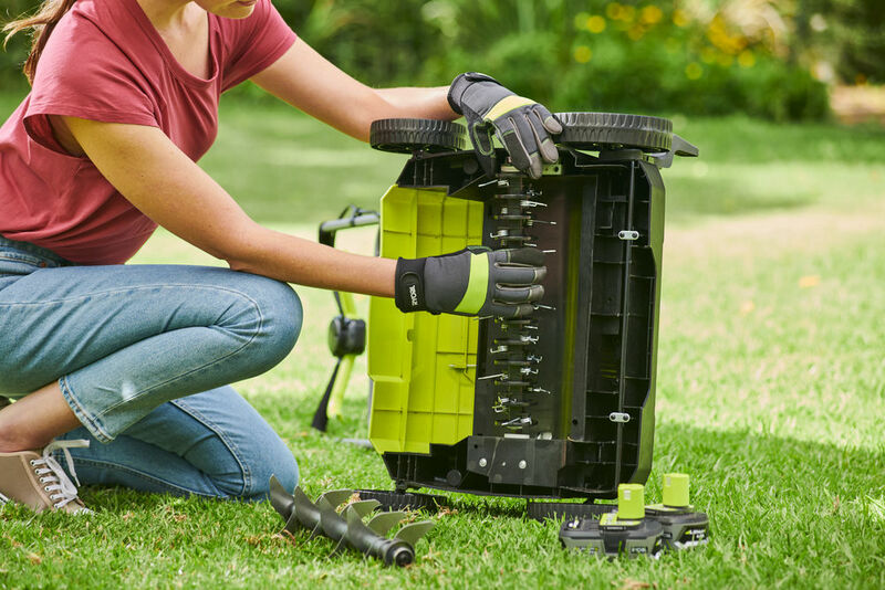 RYOBI 18V ONE+™ Vertikutátor 35 cm RY18SFX35A-0