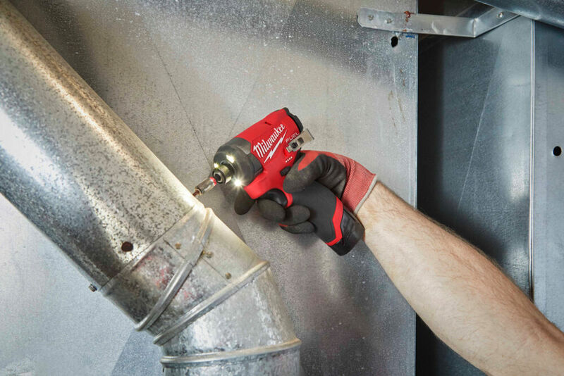 MILWAUKEE M12 FUEL™ 1/4” Hex aku rázový uťahovák - kompaktný M12FID2-202X