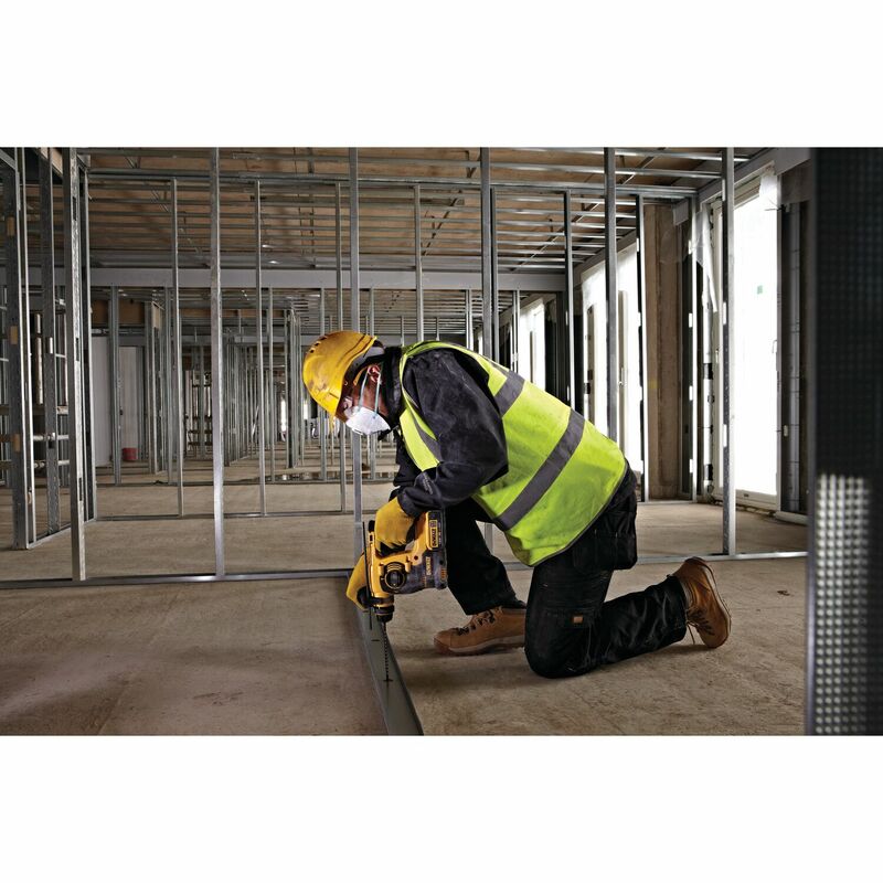 DEWALT 18V XR SDS-Plus 2,1 J aku kombinované kladivo, 2x 4,0 Ah DCH253M2-QW