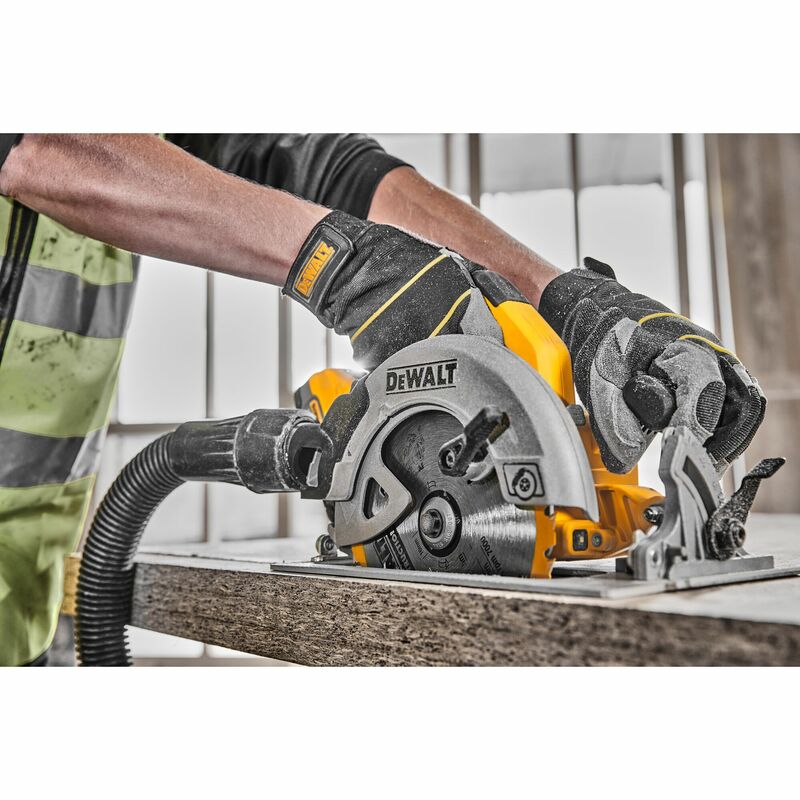 DEWALT 18V XR Aku kotúčová píla 184 mm, 2x 5,0 Ah POWERSTACK™ DCS570H2T-QW