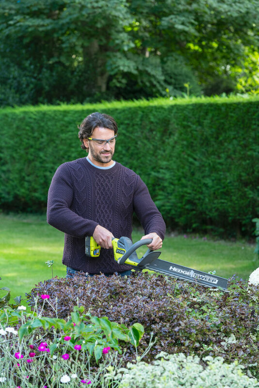RYOBI 18V ONE+™ Plotostrih LINEA™ 45 cm RY18HT45A-0