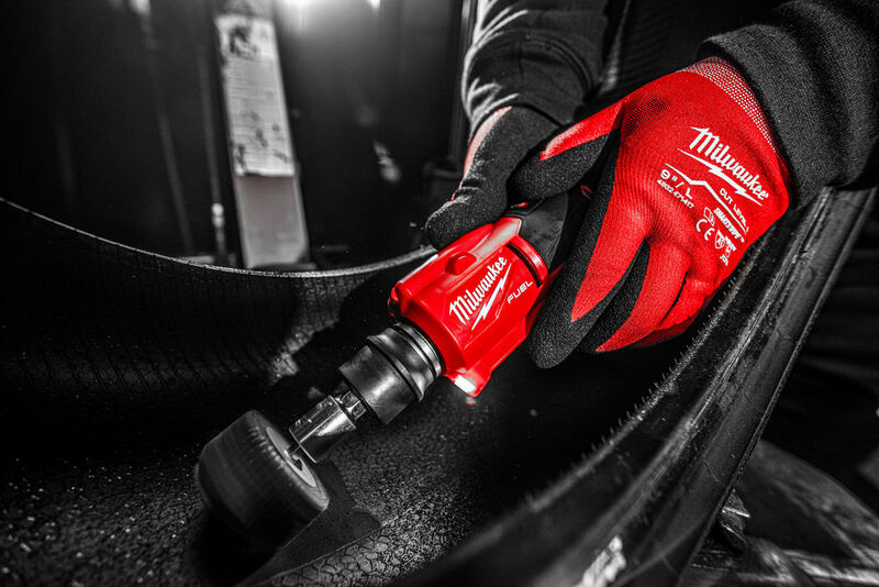 MILWAUKEE M12 FUEL™ Nízkootáčková brúska na opravu pneumatík M12FTB-0