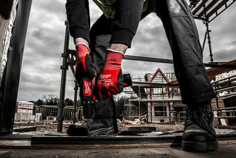 MILWAUKEE M12™ Aku vŕtačka bez príklepu - kompaktná M12BDD-201C