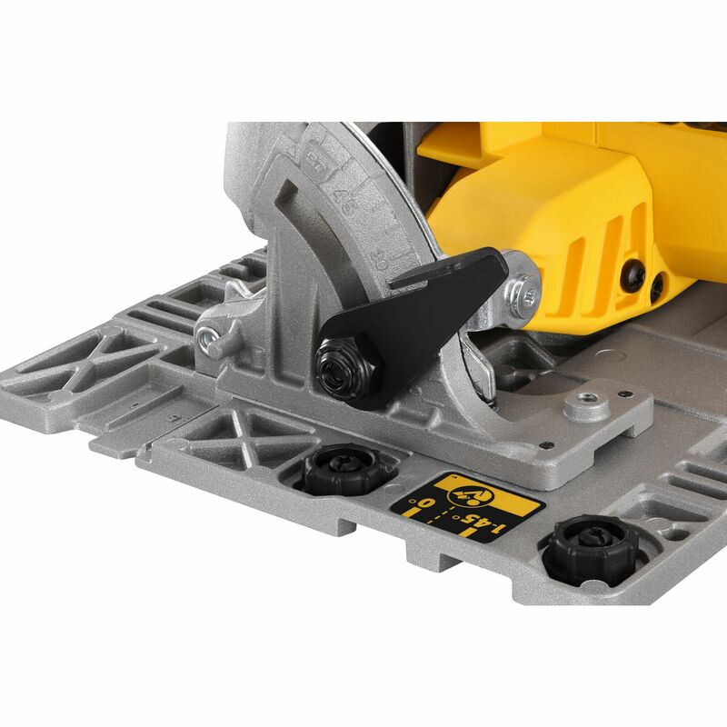 DEWALT 18V XR Aku kotúčová píla 184 mm so základňou pre lištu, 2x 5,0 Ah DCS572P2-QW