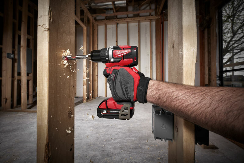 MILWAUKEE M18™ Aku vŕtačka bez príklepu - kompaktná M18CBLDD-0X