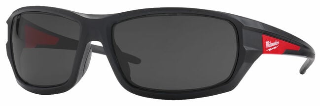 MILWAUKEE PERFORMANCE ochranné okuliare s tmavým sklom