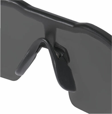 144(ks) x CLASSIC ochranné okuliare proti poškriabaniu s tmavým sklom