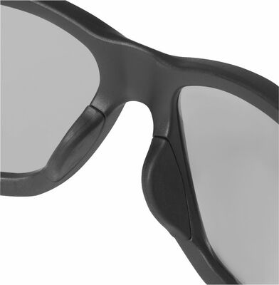 PERFORMANCE ochranné okuliare so šedým sklom